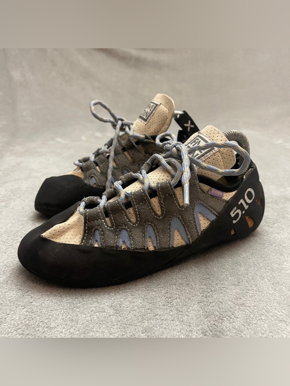 Five Ten 5.10 Siren Climbing Shoes Women's Size 9 US Stealth Onyxx Rubber
